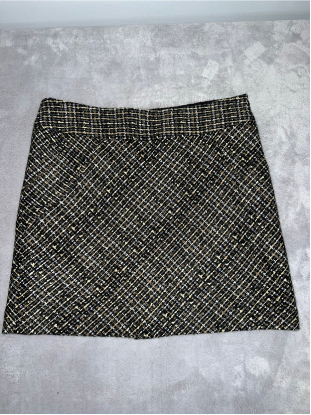 Women's Black Beige Plaid Tweed Mini Skirt Size 6